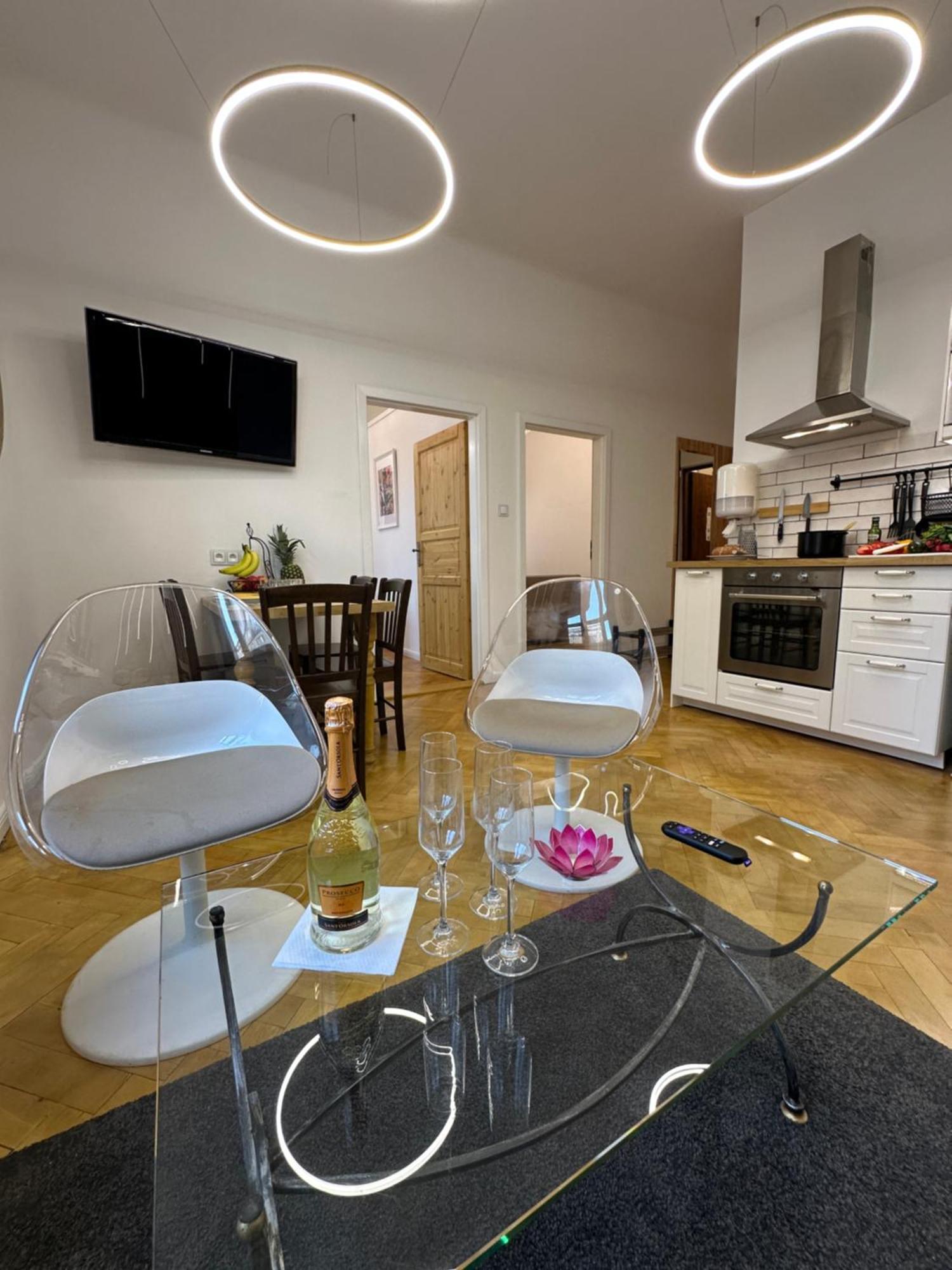 Karlin Oasis 2-Bedroom Apartment Praha Eksteriør bilde